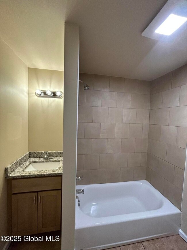Building Photo - 4209 Menga Dr