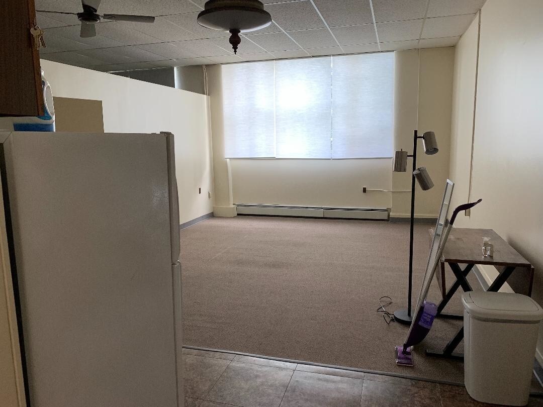 Building Photo - 181 Main St