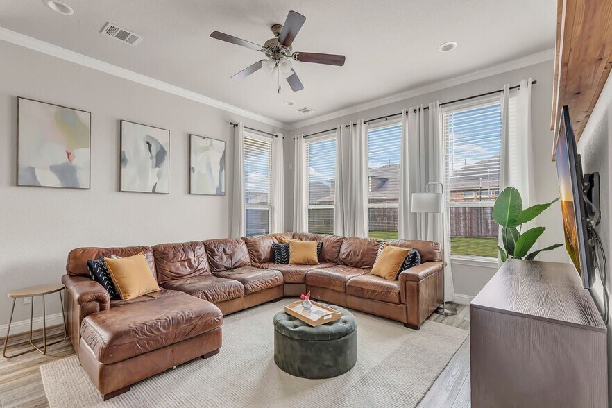 Building Photo - 15431 Kirkdell Bend Dr