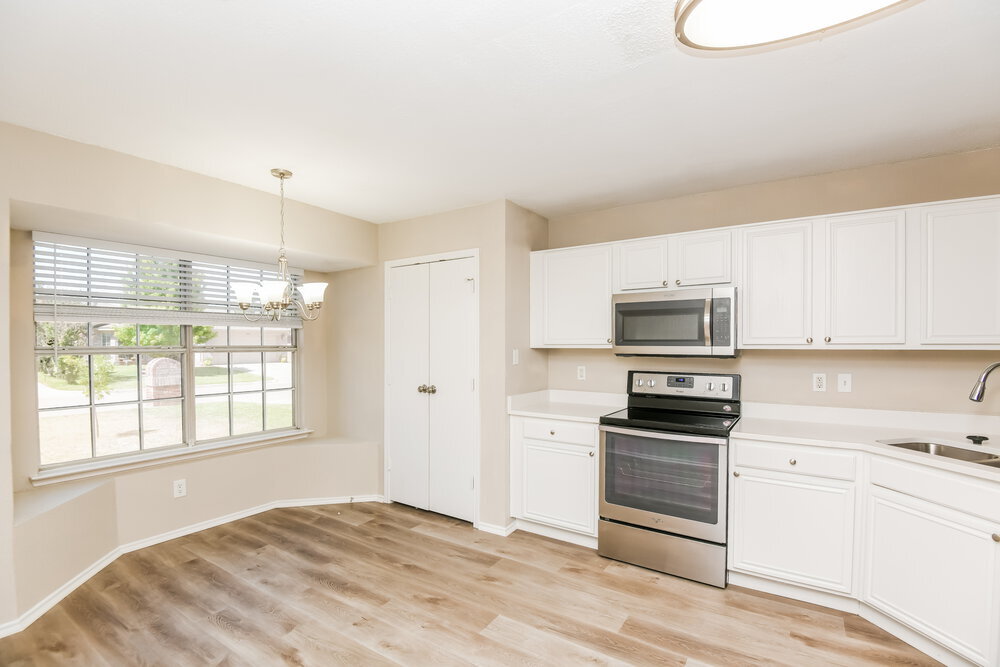 Building Photo - 10217 Cypress Hills Dr