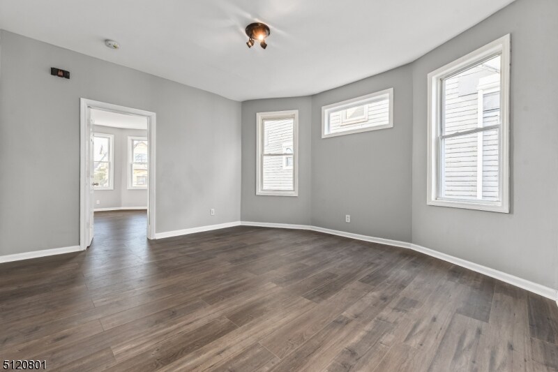Building Photo - 49 Treacy Ave
