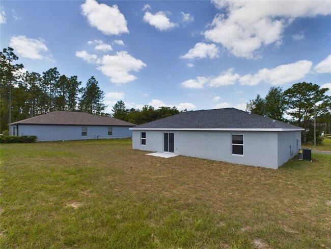 Building Photo - 13215 SW 77th Ave