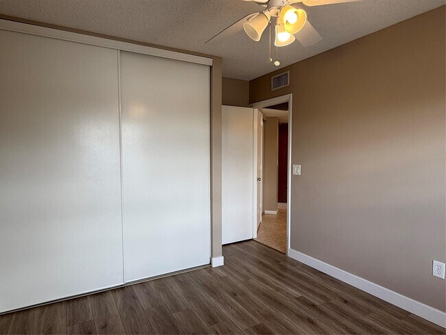 Building Photo - 10790 NW 14th St