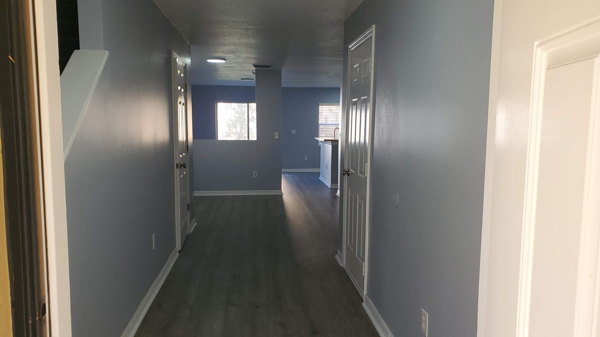 Building Photo - 8007 Sutton Terrace Ln