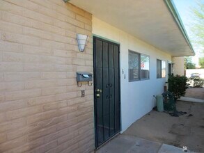 Building Photo - 2150 S Avenue A