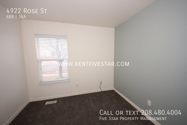 Building Photo - 4922 Rose St