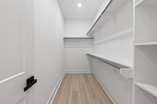 Building Photo - 971 Highland Lgt Ln