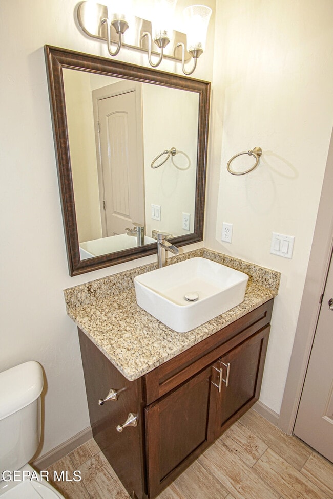 Building Photo - 7825 Enchanted View Dr