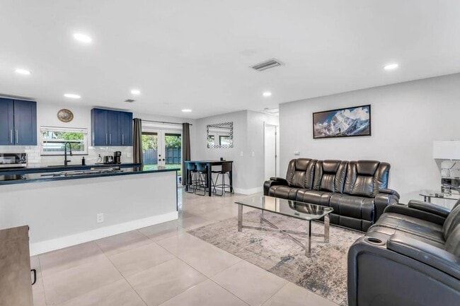 Building Photo - 5070 SW 94th Terrace