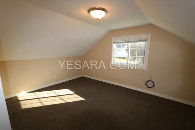 Building Photo - 1418-1418 Smith St