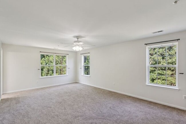 Building Photo - 46365 Shining Willow Ln