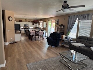 Building Photo - 6869 S Onyx Dr