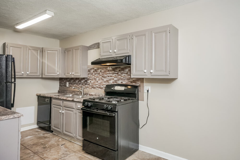 Building Photo - 4724 Granada Dr