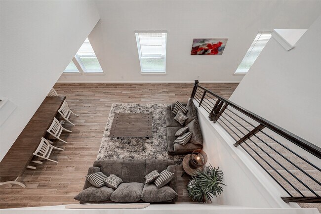 Building Photo - 430 W Cascade Heights Dr