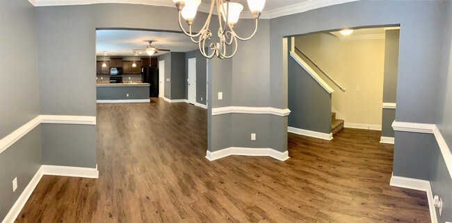 Building Photo - 147 Waverly Way