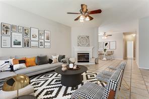 Building Photo - 2208 Wildwood Ln