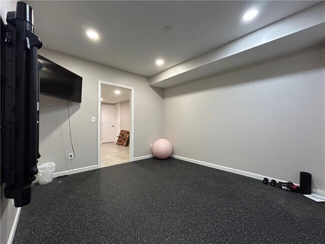 Building Photo - 461 Berry Patch Ln