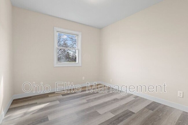 Building Photo - 5322 Newport Rd
