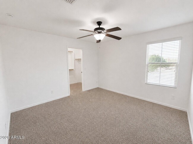 Building Photo - 1131 E Binner Dr