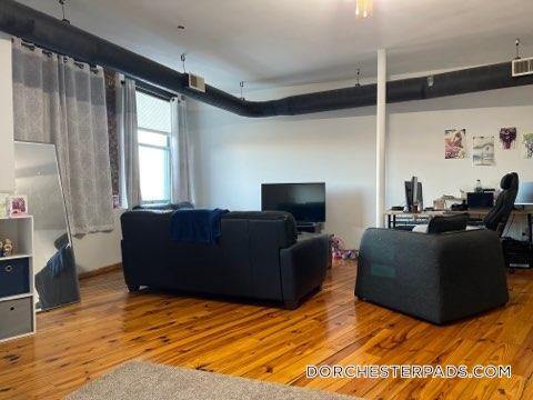 Building Photo - 600 Columbia Rd