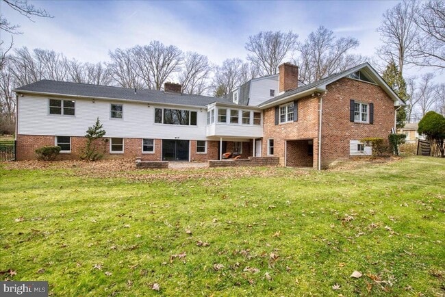 Building Photo - 1674 High Point Ln