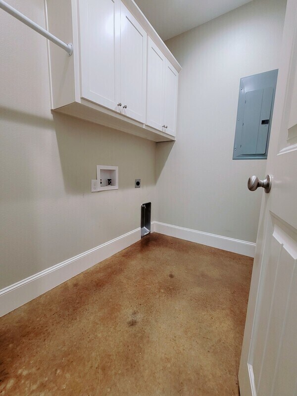 Building Photo - 429 Brentwood Dr
