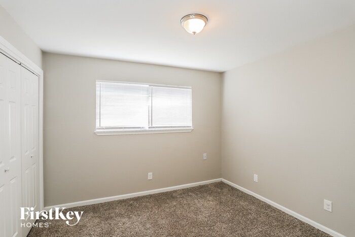 Building Photo - 4908 Meadowlark St