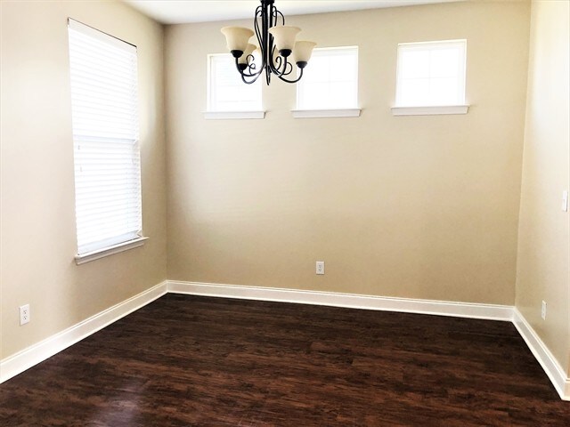 Building Photo - 208 Foxbank Plantation Blvd