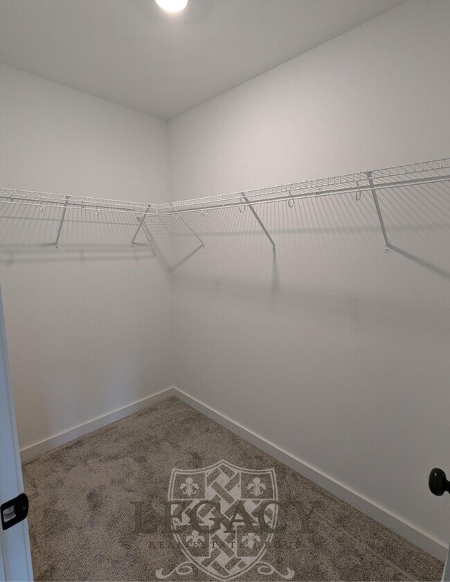 Building Photo - 7276 Ludlow Dr