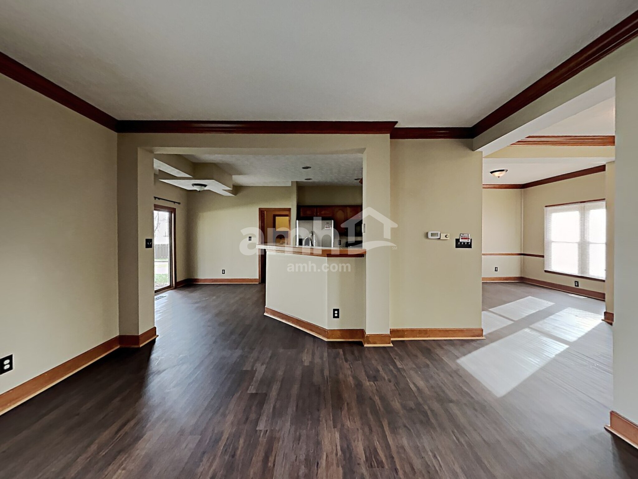 Building Photo - 9186 Pointe Ct