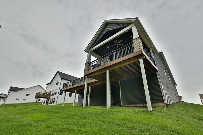 Building Photo - Gorgeous 3 Bedroom Home in Edwardsville