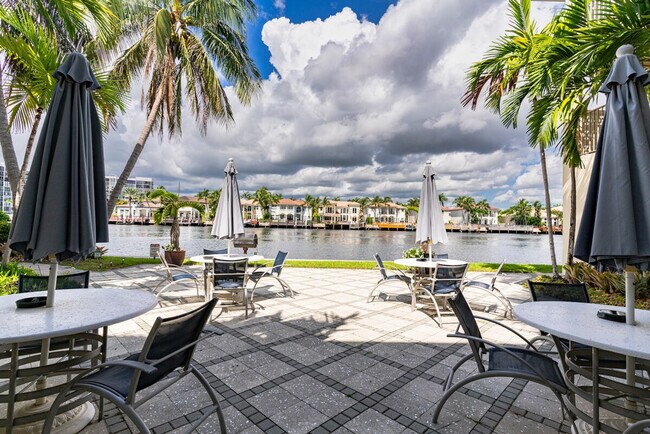 Building Photo - 2400 S Ocean Dr