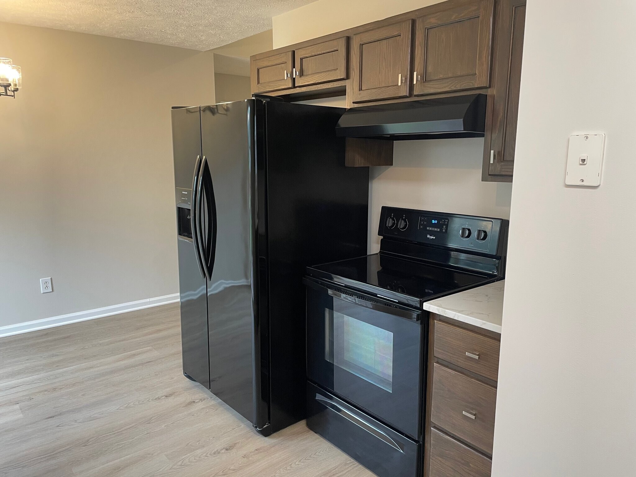 Building Photo - 2733 Calais Ct