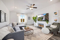 Building Photo - 1417 S Kingfisher Ln