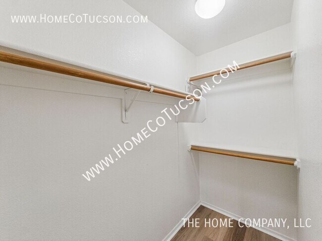 Building Photo - 6039 S Avenida Las Monjas