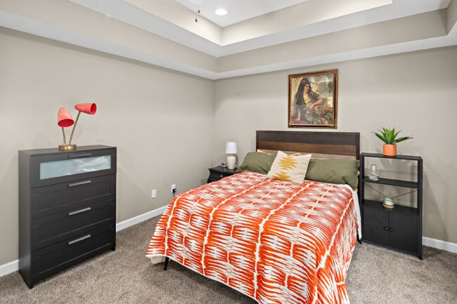 Building Photo - 305 Oleander Ln