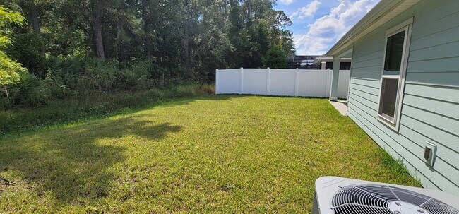 Building Photo - 7747 Sunnydale Ln