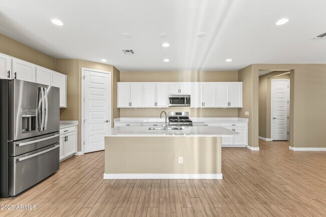 Building Photo - 2603 S Barks Canyon Trail