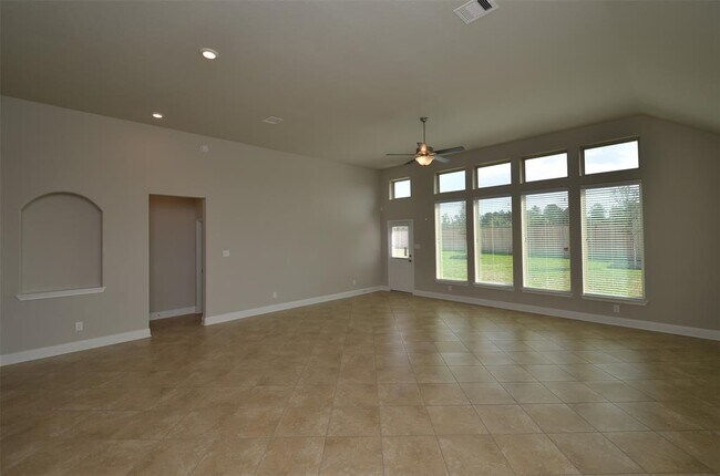 Building Photo - 4 Florentino Vine Pl