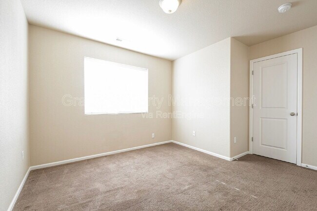 Building Photo - 510 Dukes Way