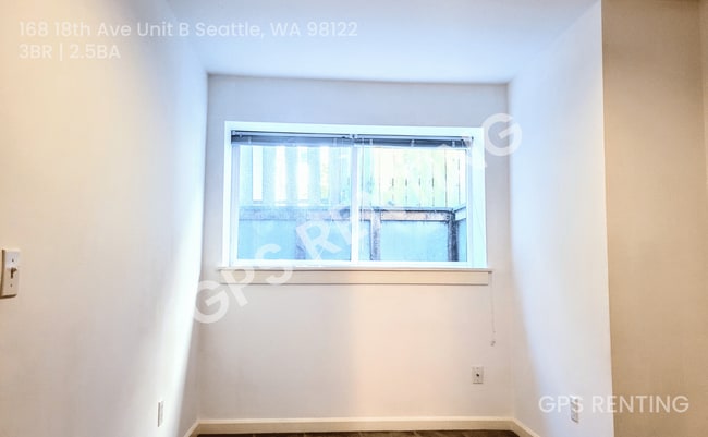 Building Photo - 168 18th Ave