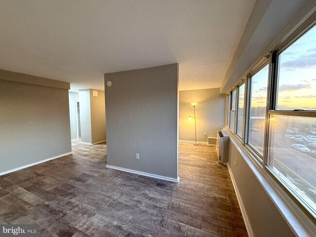 Building Photo - 1200 Marlton Pike