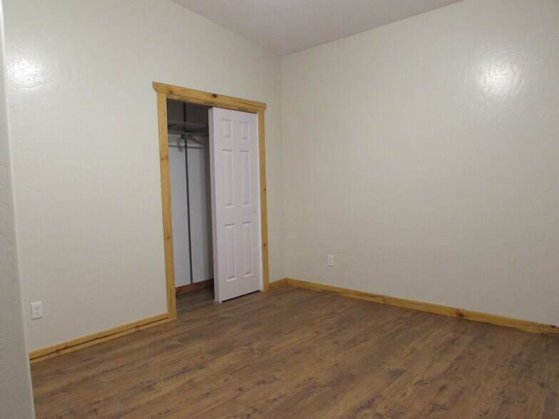 Building Photo - 3271 C 1/2 Rd