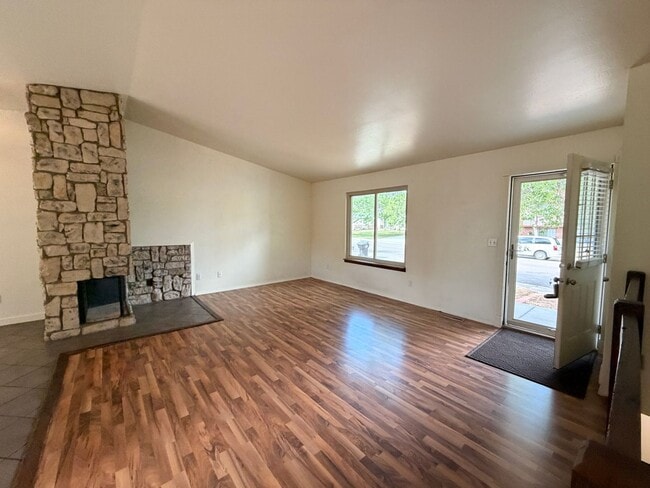 Building Photo - 3815 S Pitkin Cir