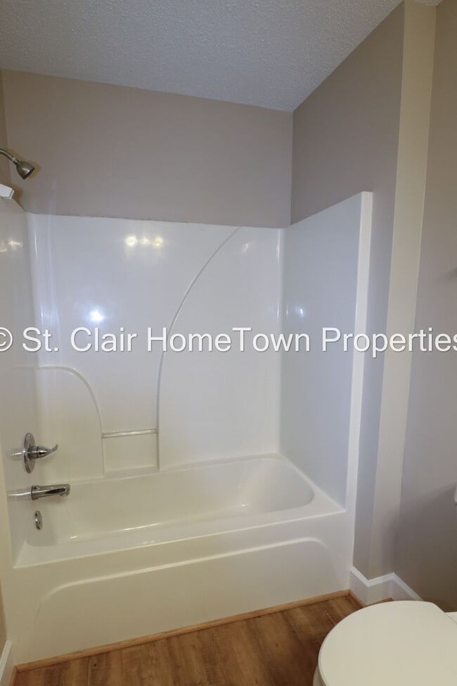 Building Photo - Located in Lincoln, AL. -Close to Town and the Honda Plant