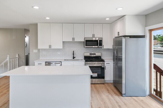 Building Photo - 118 Windsor Ln