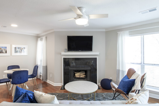 Smart TV and Amazon Echo speaker (control condo temp, listen to endless music or order a pizza!) - 2518 Cranbrook Lane