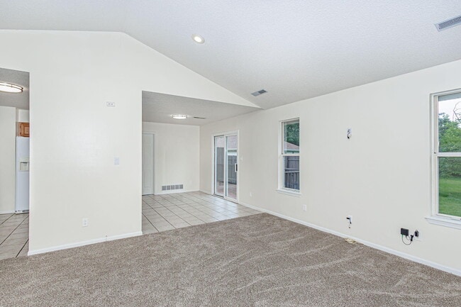 Building Photo - 3804 Larkspur Ct