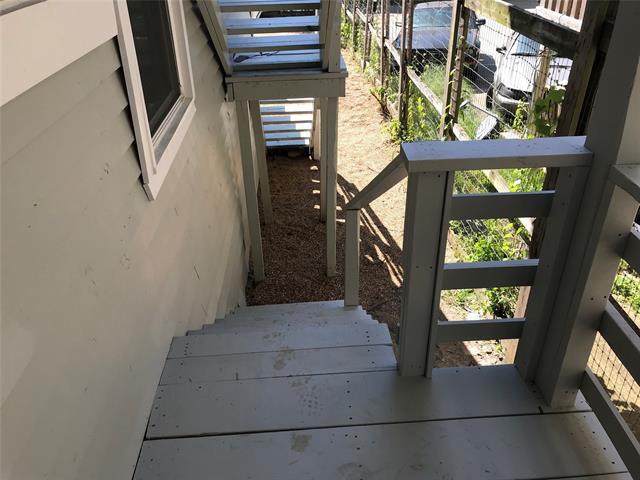 Building Photo - 1118 N Zang Blvd