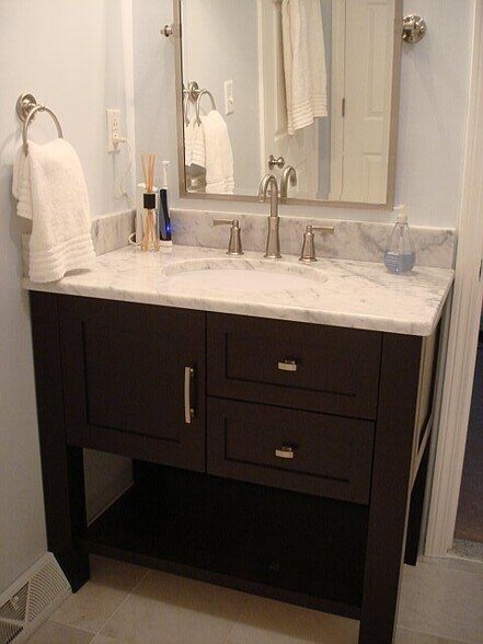 Building Photo - 125 Pleasant St